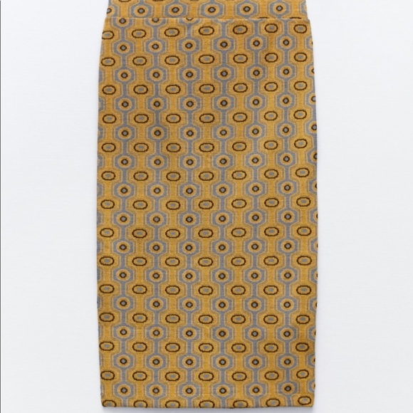 JACQUARD PENCIL SKIRT AND TOP SET - Picture 7 of 13